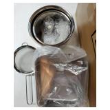 Oil Press Machine, Automatic Oil Making,1000W Oil Extractor for Cold & Hot Pressing, Oil Maker with Intelligent Temperature Controller, Seeds Nuts Oil Expeller, CE(110V, US Plug) - Retail: $357