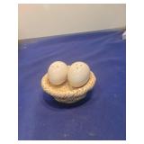 Ceramic Nest Salt and Pepper Shaker Set