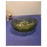 Green Glass Starburst Pattern Serving Bowl