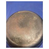 Cast Iron Skillet with Teardrop Handle