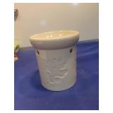 White Ceramic Oil Burner with Leaf Design