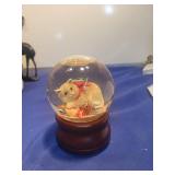 Christmas Mouse Snow Globe with Wooden Base play music