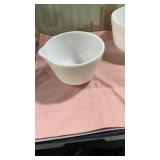 Milk Glass with pourspout