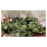 6ft Pre-Lit Christmas garland with Timer untested