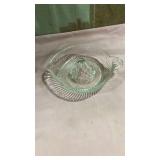 Glass Citrus Juicer with Ribbed Design
