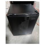 2.6 Cu. Ft. Mini Refrigerator in Black - Retail: $139