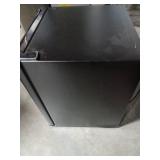 2.6 Cu. Ft. Mini Refrigerator in Black - Retail: $139