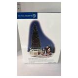 Dept 56 Snow Village Lighted The Tree Lighting Ceremony