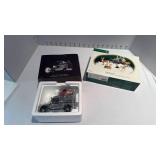 Dept 56 Snow Village Woodland Wildlife Animals and Village Express Van