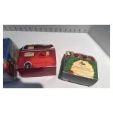 Dept 56 Santas Lookout Tower, Gads Hill Place and Dedlock Arms