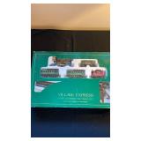 Department 56 Village Express HO Scale Train and Track Set