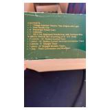 Department 56 Village Express HO Scale Train and Track Set