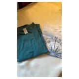 Ladies tops K and XL capris sz 6