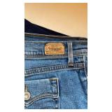 Ladies capris size 10