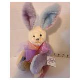 Jaymar Creations 100 pct. German mohair, hand-cut, hand-sewn, limited edition, Sassy bear