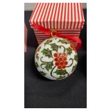 Cloisonne ornaments, 3in diam, dove, ivy, lion and lamb