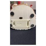 Santas toy shop figurine, 11x6x5