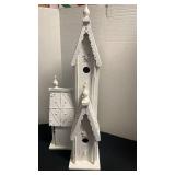 Victorian style birdhouse decor