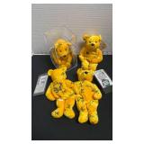 Set of Nolan Ryan major league baseball pitcher plush bears, one in display case