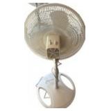 Lasko Oscillating Table Fan - Retail: $15