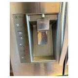 LG French Door Refrigerator with Linear Compressor - Retail: $899