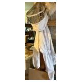Professional Beekeeper Suit with Veil - Retail: $45