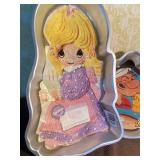 Cake Pans - Precious Moments 