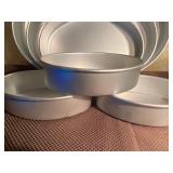 Cake Pans - Oval, Largest is 16"