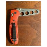 Pocket Knives and an Urban Pal