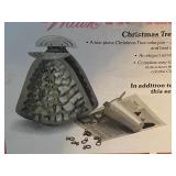 Wilton Holiday Pan, 3-D Tree w/ Instruction Book