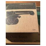 Pampered Chef Oval Baker and Cheese Grater, Both New in Box