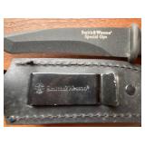 Knives, Desperado and Smith and Wesson/Taylor Cutlery, w/ Sheathes
