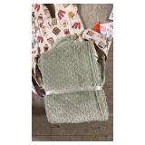 Newborn Pampers Diapers - Clothing - Tommee Tippee Bundle is New But Missing The 2 Pacifiers