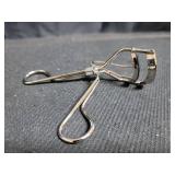 Tweezerman Classic Eyelash Curler with Refill Pads - Makeup Eyelash Tool for all Eye Shapes