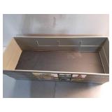 33 in. L x 13.25 in. W x 29 in. H Driftwood Gray Resin Elevated Garden Bed (Small crack) - Retail: $55