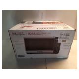 BLACK+DECKER 0.9 cu ft Microwave Oven Black - Retail: $100