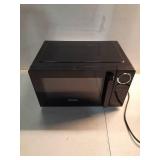 Kenmore 0.9 cu-ft Microwave - Black: Countertop, 900W, Child Lock, 6 Programs, Compact Size - Retail: $90