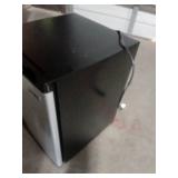 2.6 cu. ft. Mini Fridge in Stainless Steel Look without Freezer (SEE DETAILS) - Retail: $220