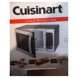 Cuisinart 1.3 cu ft Microwave Oven: Countertop, 1000W, 11 Power Levels, Child Lock, Digital Display, Black - Retail: $110