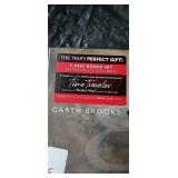 Garth Brooks Limited Series 7-Disc Box Set with Time Traveler Album