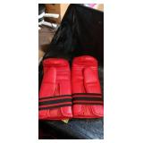 AKA Fighting Sports Equipment Set