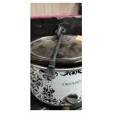 Crock-Pot Damask Pattern Slow Cooker