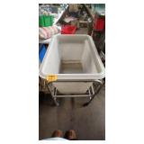 Dymo weighted scale bin