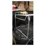 Metal Mesh Display Shelving Unit