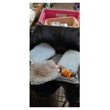 White Mesh Polishing Mitt with Cotton Lining