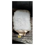 White Mesh Polishing Mitt with Cotton Lining