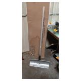 Plastic Leaf Rake with Wooden Handle