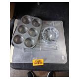 Commercial Baking Set - Muffin Pans and Cooling Racks