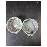 Commercial Baking Set - Muffin Pans and Cooling Racks