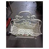 Decorative White Metal Magazine Rack